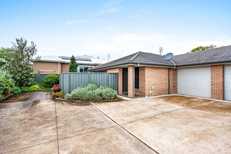 Photo - 3/5 Fletcher Street, Wallsend NSW 2287 - Image 2