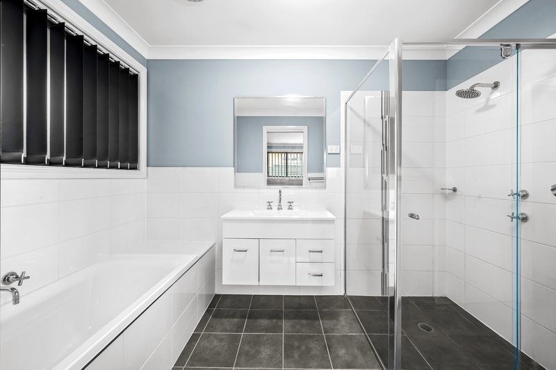 Photo - 3/5 Fletcher Street, Wallsend NSW 2287 - Image 8