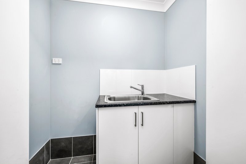 Photo - 3/5 Fletcher Street, Wallsend NSW 2287 - Image 10