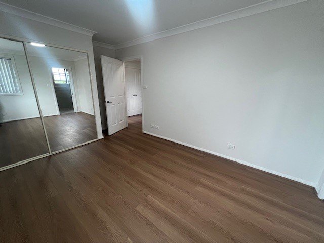 Photo - 35 Flowerdale Road, Liverpool NSW 2170 - Image 8