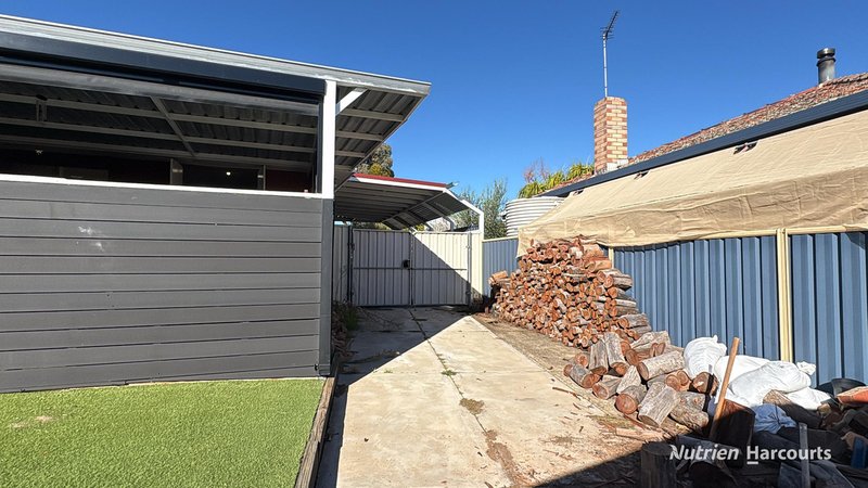 Photo - 35 Fox Street, Narrogin WA 6312 - Image 3