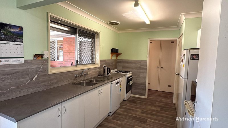 Photo - 35 Fox Street, Narrogin WA 6312 - Image 10