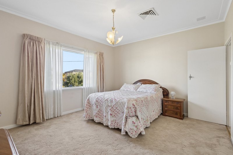 Photo - 35 Frape Avenue, Yokine WA 6060 - Image 16
