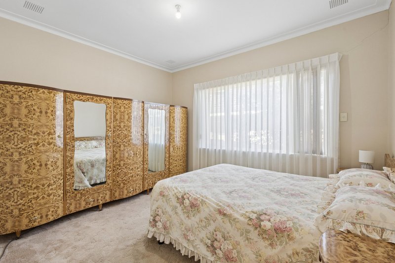 Photo - 35 Frape Avenue, Yokine WA 6060 - Image 18