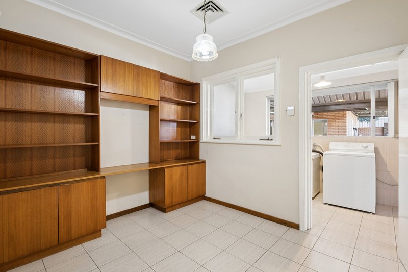 Photo - 35 Frape Avenue, Yokine WA 6060 - Image 21