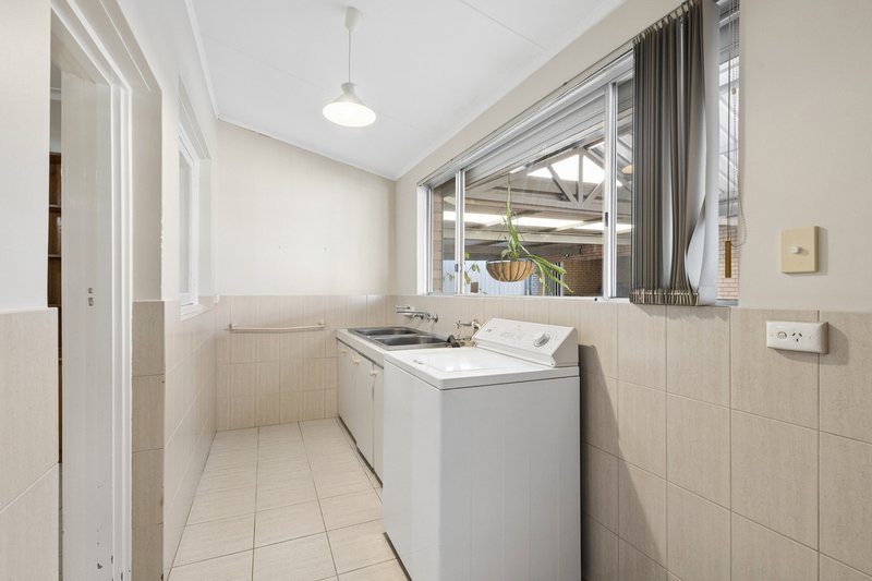 Photo - 35 Frape Avenue, Yokine WA 6060 - Image 22