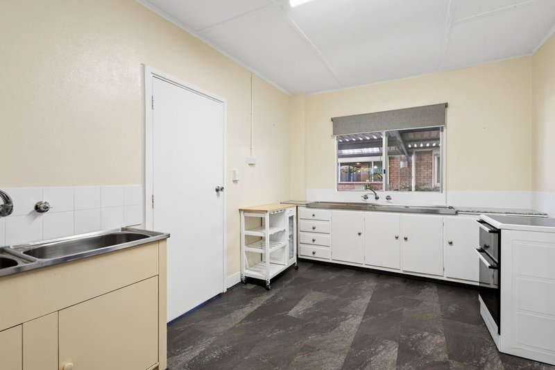 Photo - 35 Frape Avenue, Yokine WA 6060 - Image 27