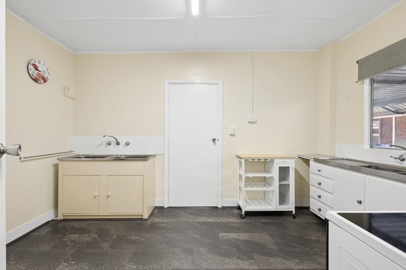 Photo - 35 Frape Avenue, Yokine WA 6060 - Image 28