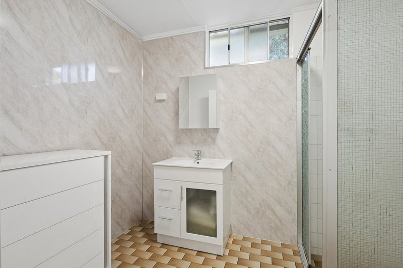 Photo - 35 Frape Avenue, Yokine WA 6060 - Image 29