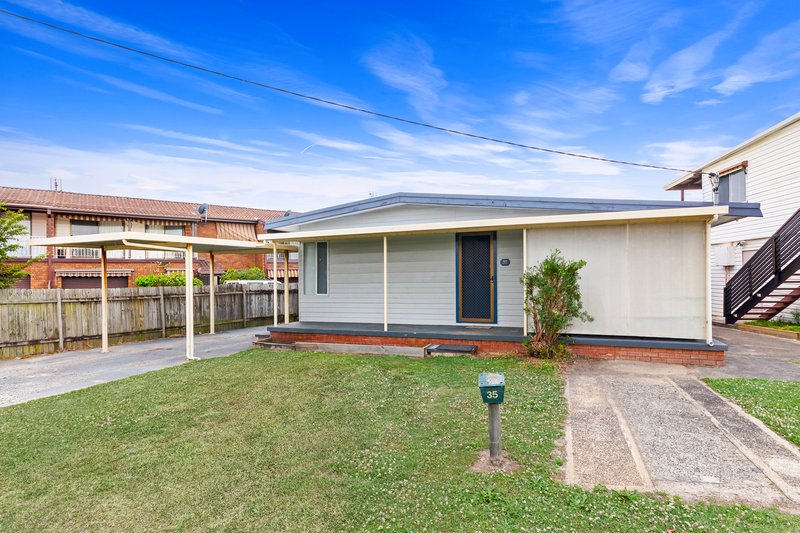 35 Fravent Street, Toukley NSW 2263