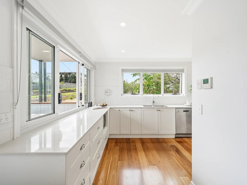 Photo - 35 Frederick Street, Alderley QLD 4051 - Image 3