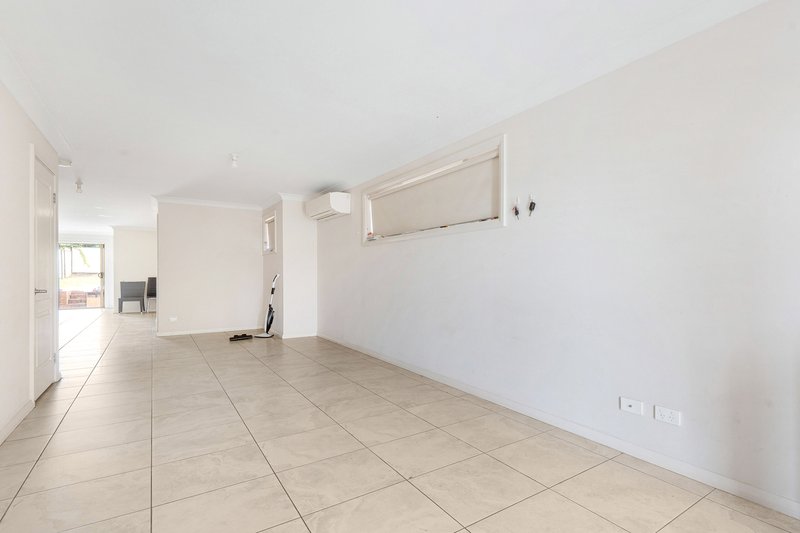 Photo - 35 Gallipoli Street, Condell Park NSW 2200 - Image 3
