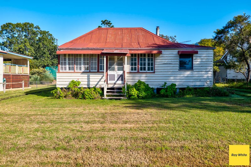 35 Gardner Street, Toogoolawah QLD 4313