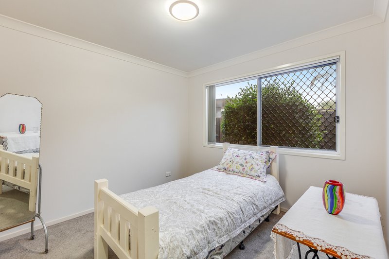 Photo - 3/5 Gatfield Street, Newtown QLD 4350 - Image 7