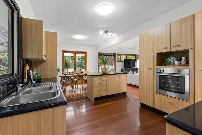 Photo - 35 Gatwick Street, Stafford Heights QLD 4053 - Image 6