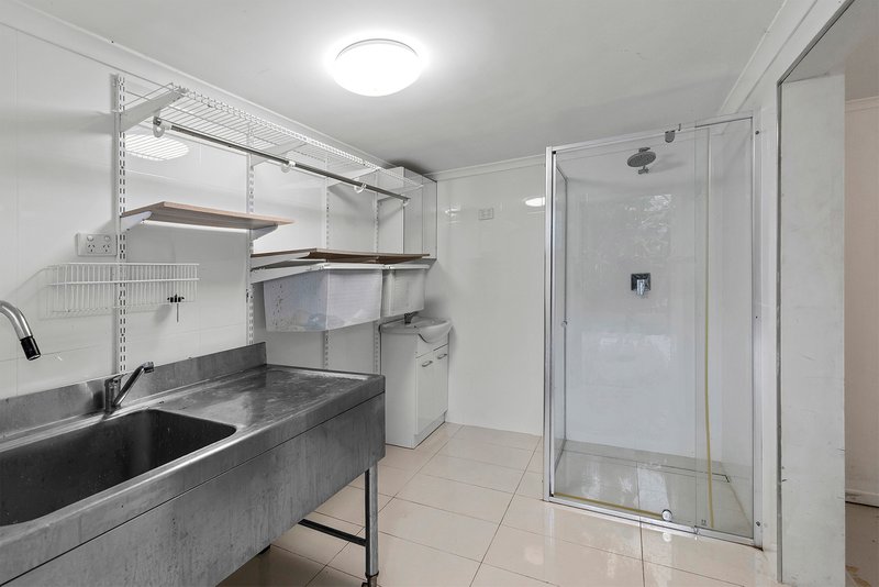 Photo - 35 Gatwick Street, Stafford Heights QLD 4053 - Image 14