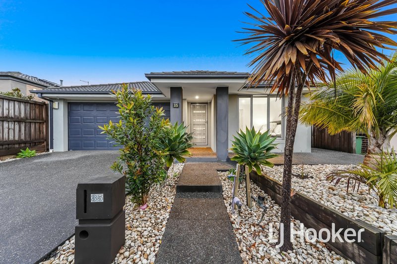 35 George Frederick Road, Cranbourne West VIC 3977