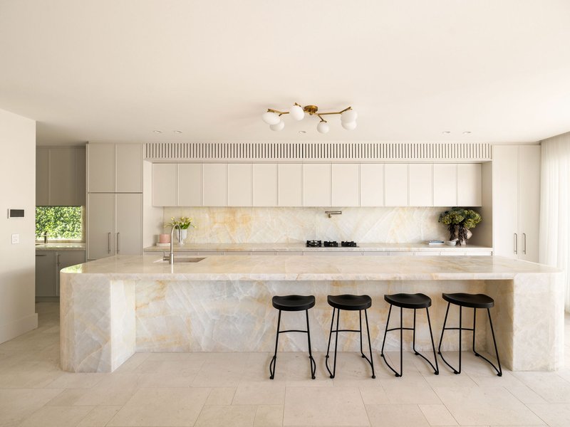 Photo - 35 Gilgandra Road, North Bondi NSW 2026 - Image 2
