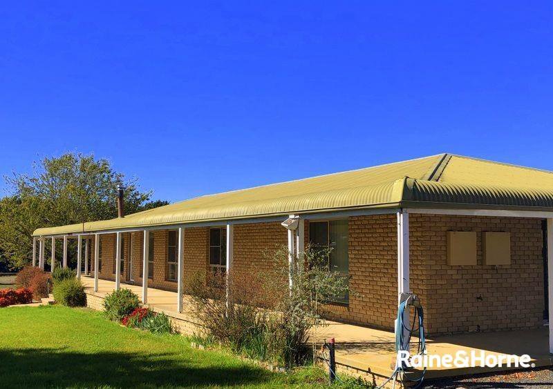 35 Gillamatong Lane, Braidwood NSW 2622