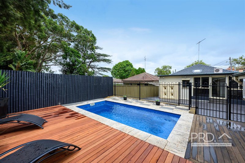 Photo - 35 Glamis Street, Kingsgrove NSW 2208 - Image 12
