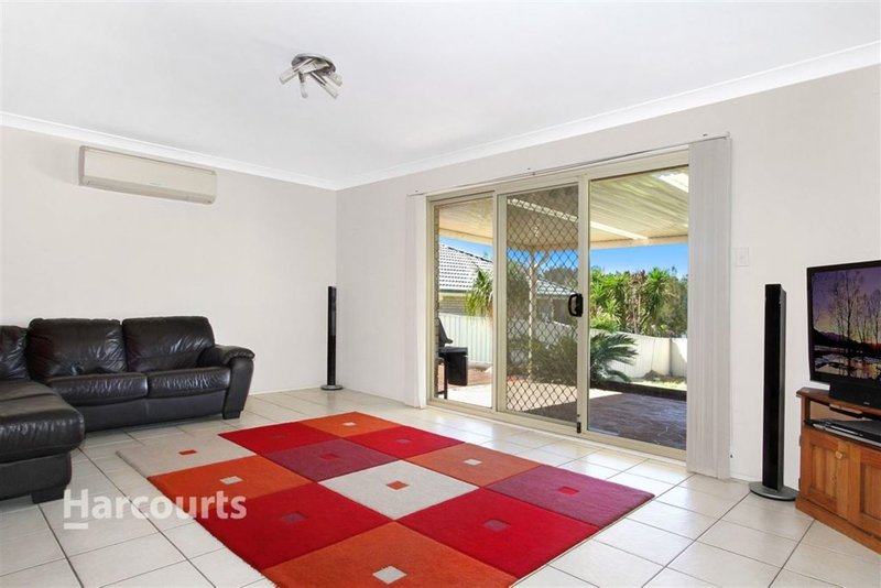 Photo - 35 Glengarry Way, Horsley NSW 2530 - Image 4