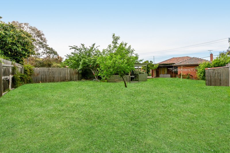 Photo - 35 Goulburn Avenue, Reservoir VIC 3073 - Image 14