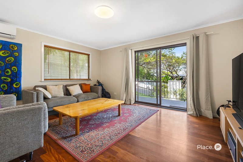 Photo - 35 Gregory Street, Taringa QLD 4068 - Image 5