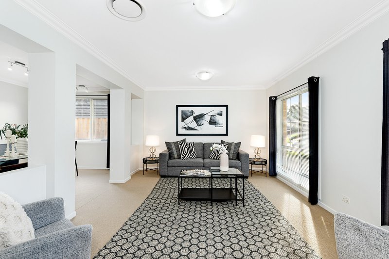 Photo - 35 Greyfriar Place, Kellyville NSW 2155 - Image 2