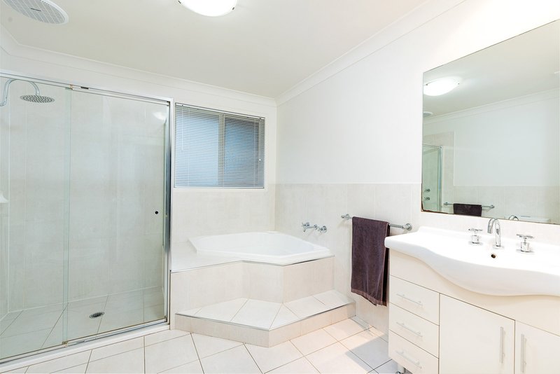 Photo - 35 Greyfriar Place, Kellyville NSW 2155 - Image 10