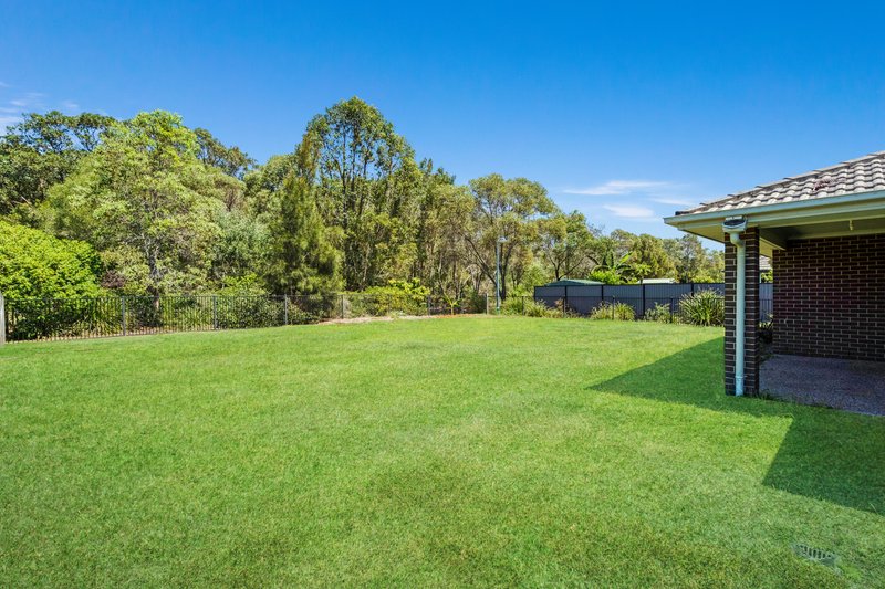 Photo - 35 Grice Crescent, Ningi QLD 4511 - Image 15