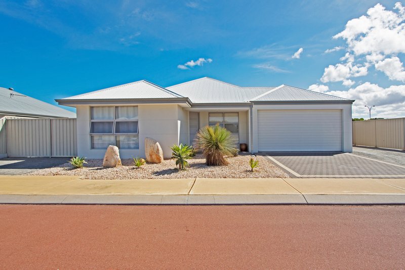 35 Hamelin Avenue, Jurien Bay WA 6516