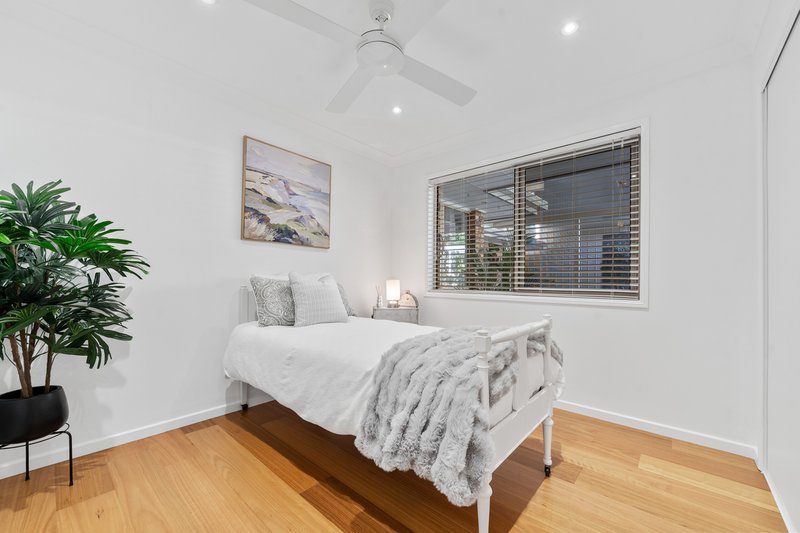 Photo - 35 Hanover Drive, Alexandra Hills QLD 4161 - Image 8