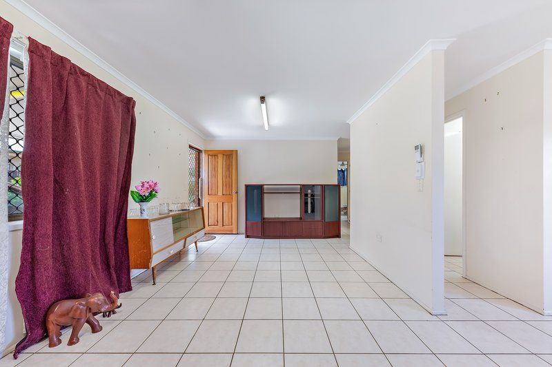 Photo - 35 Hansen Drive, Proserpine QLD 4800 - Image 3