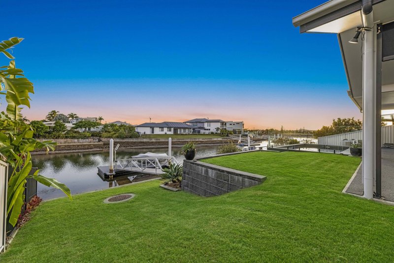 35 Harbourlights Way, Pelican Waters QLD 4551