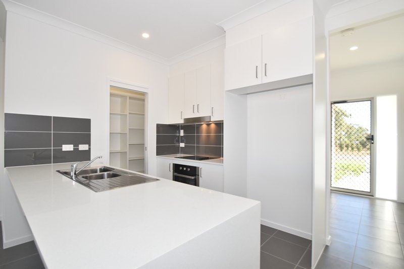 Photo - 35 Harrow Street, Cambooya QLD 4358 - Image 3