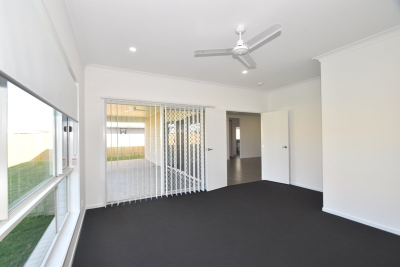 Photo - 35 Harrow Street, Cambooya QLD 4358 - Image 7