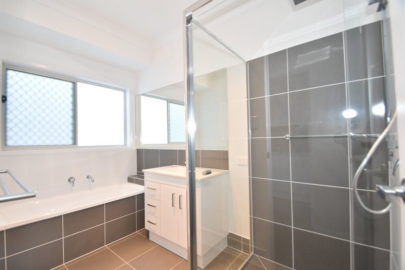Photo - 35 Harrow Street, Cambooya QLD 4358 - Image 11