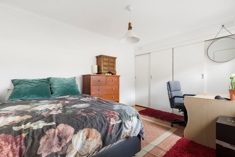 Photo - 3/5 Headley Street, Coburg North VIC 3058 - Image 6