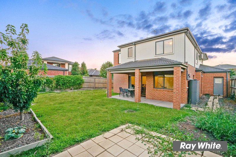 Photo - 35 Heatherbell Avenue, Point Cook VIC 3030 - Image 21