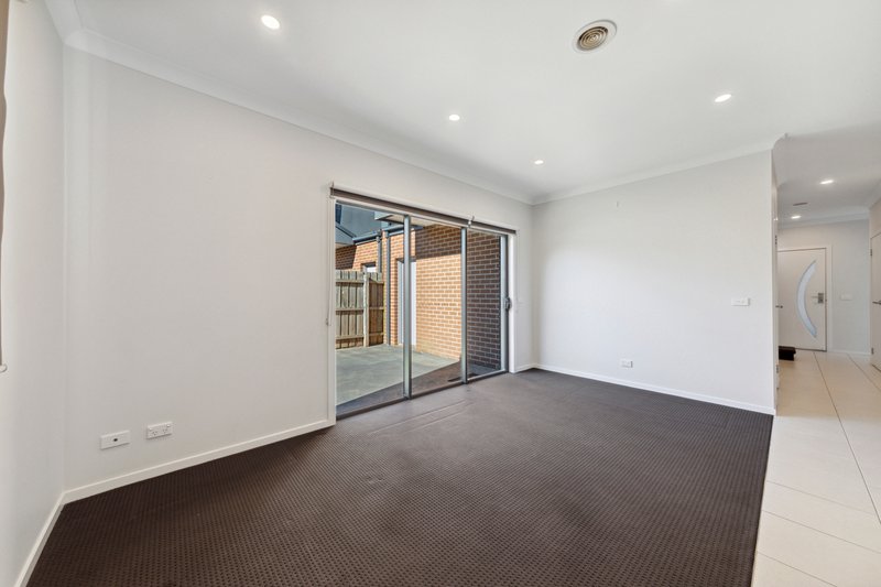 Photo - 3/5 Henry Street, Pakenham VIC 3810 - Image 17