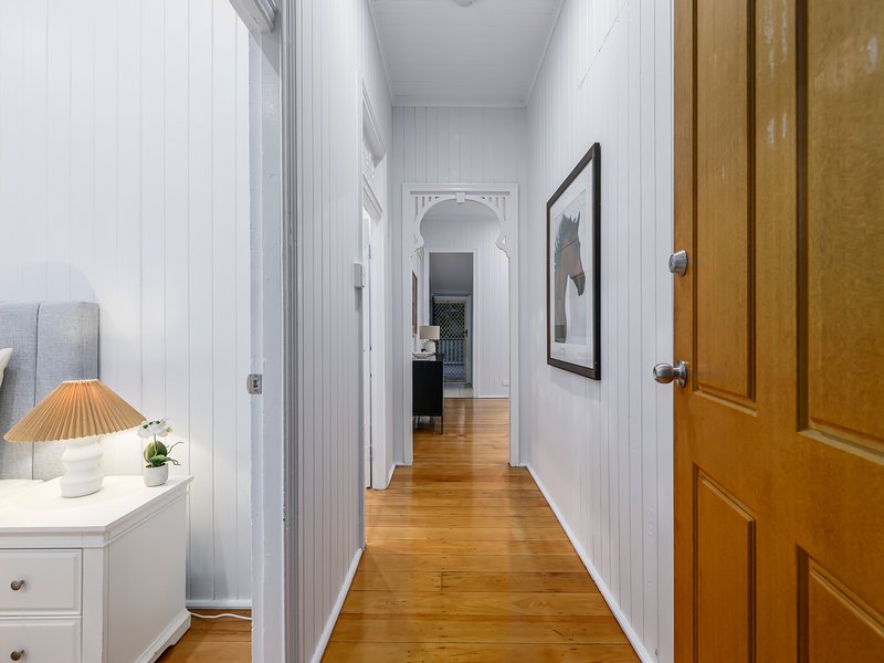 Photo - 35 Hetherington Street, Herston QLD 4006 - Image 3