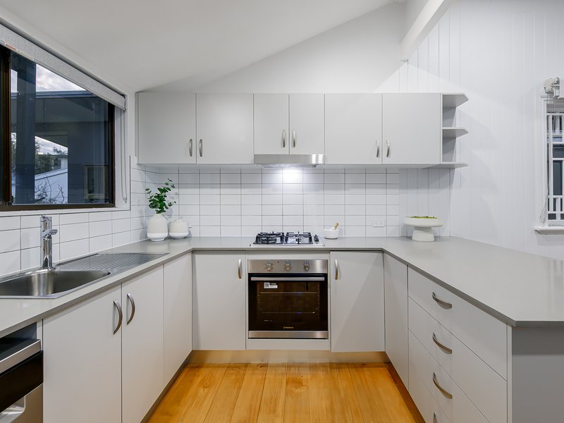 Photo - 35 Hetherington Street, Herston QLD 4006 - Image 13