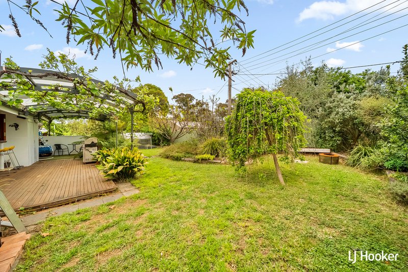 Photo - 35 Heydon Crescent, Evatt ACT 2617 - Image 13