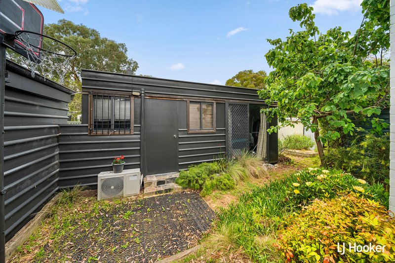 Photo - 35 Heydon Crescent, Evatt ACT 2617 - Image 19