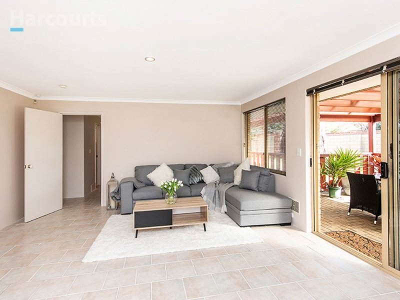 Photo - 35 Highlander Place, Currambine WA 6028 - Image 13