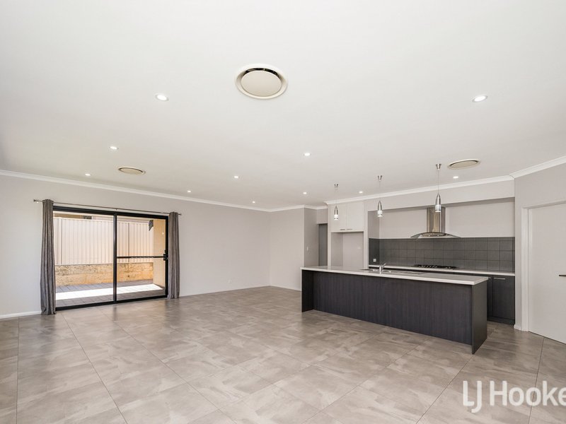 Photo - 35 Hillsborough Avenue, Baldivis WA 6171 - Image 5