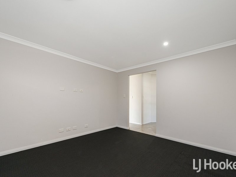 Photo - 35 Hillsborough Avenue, Baldivis WA 6171 - Image 12