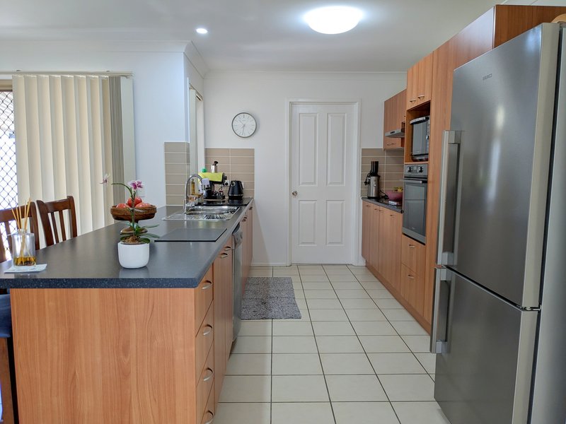 Photo - 35 Hollywood Ave , Bellmere QLD 4510 - Image 12