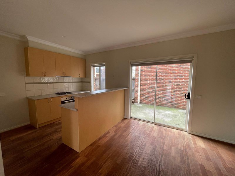 Photo - 3/5 Hosken Street, Altona Meadows VIC 3028 - Image 6