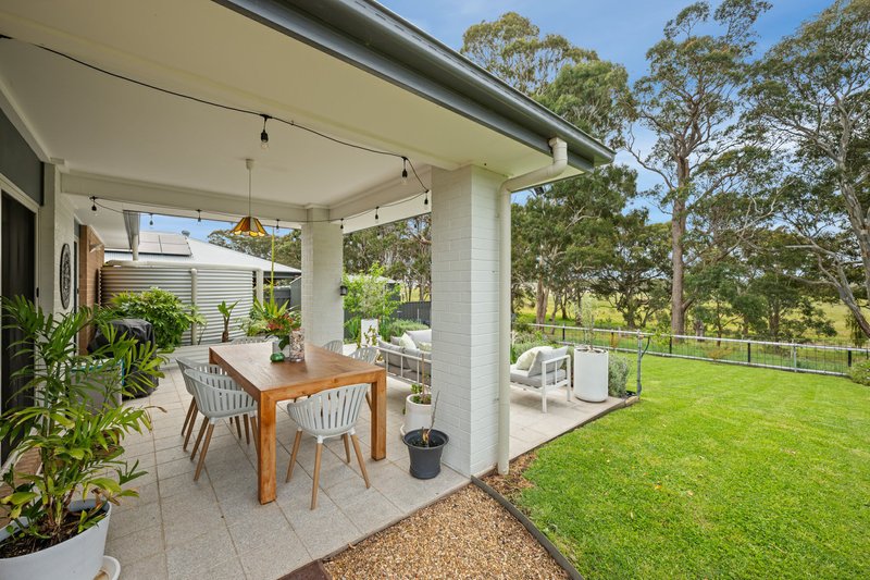 Photo - 35 Houghton Crescent, Eagle Point VIC 3878 - Image 6